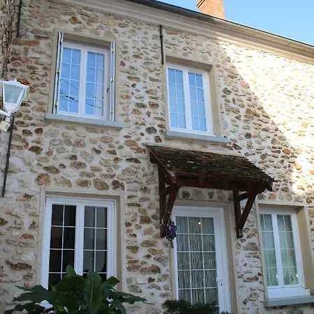 Maison Cathedrale Proche Paris Apartment